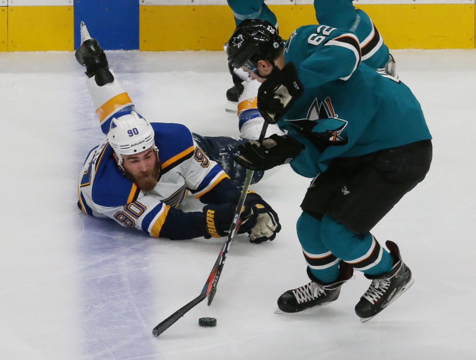 Blues and Sharks skate in game 5 of the semifinals
